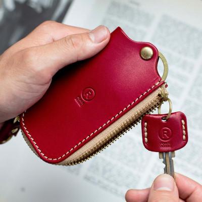 ふるさと納税 福岡市 レザーZIPキーケース《レッド》【福岡市内製造】 YK004VC03