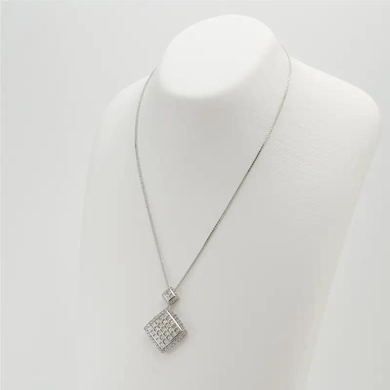 アルカンシェル プラチナダイヤペンダント（計 3.0ct）【鑑別書付き】