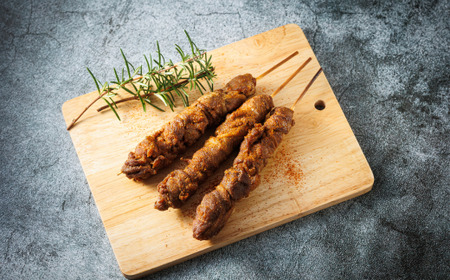 ラム肉 スライス 100g×5パック(合計500g) 味付き 羊肉 として美味しくなりました【配送不可地域：離島】【1439955】