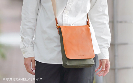 牛革かぶせ×帆布 ショルダーバッグS　ブラック　【12203-0373-1】