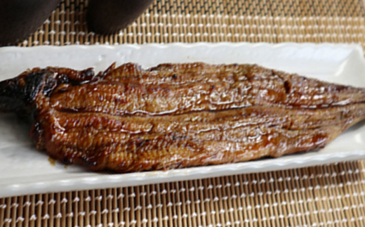 国内産特々大うなぎの串打ち蒲焼（２尾）