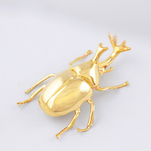 カブトムシのフィギュア　置物　オブジェ　インテリア　純金　K24