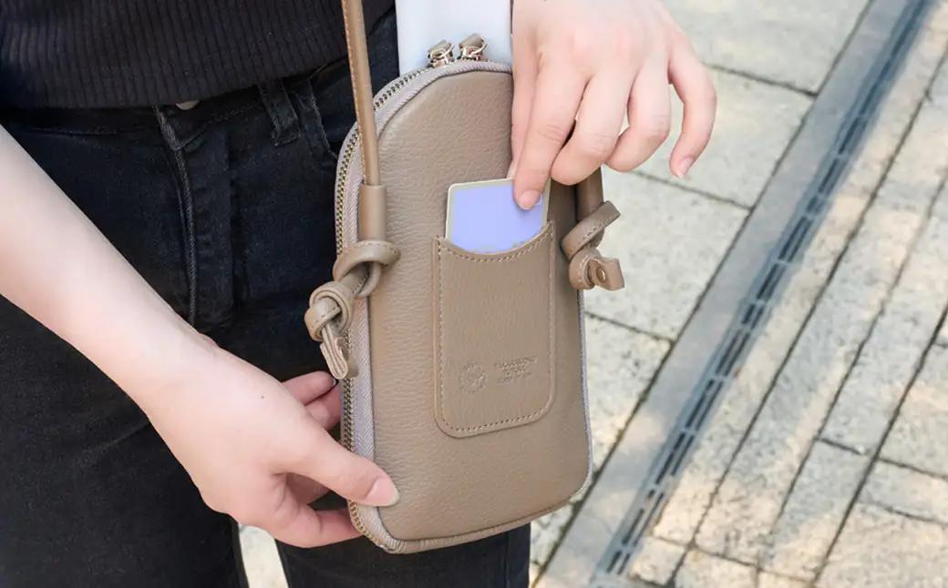 豊岡鞄 TUTUMU Pocket Leather （S4400）トープ / 木和田正昭商店 縦型 ショルダー バッグ 斜めがけ 牛皮革 レディース 大人 おしゃれ シンプル デザイン 無地 モバイル