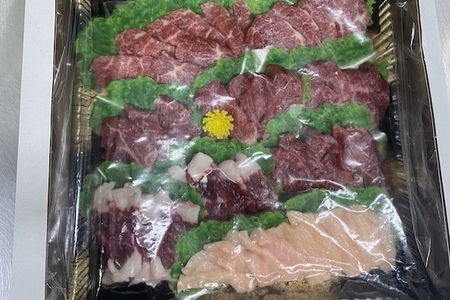【国産】豪華馬刺し　パーティーセット４種盛り