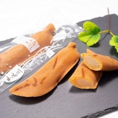 ふるさと納税 京丹波町 京丹波の和知川名物・鮎をモチーフにした和菓子「若あゆ」15個入り |  | 01