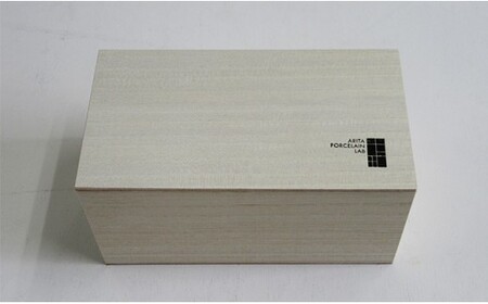 A120-20 ARITA PORCELAIN LAB(アリタポーセリンラボ) プラチナ・屠蘇器盃セット 有田焼 モダン スタイリッシュ おめでたい お屠蘇 酒器