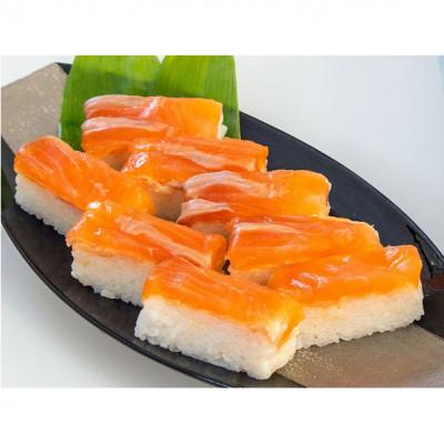 ふるさと納税 鰺ヶ沢町 幻の魚 イトウ 押寿司 290g 真空冷凍パック [53841423] |  | 02