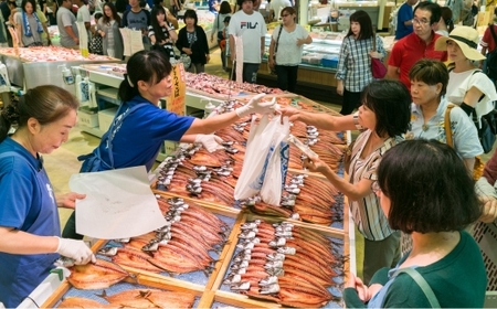 【魚太郎知多本店】【魚太郎知多本店】商品券1万円分 魚太郎 ふるさと納税 海鮮 刺身 干物 ひもの バーべキュー 愛知県 美浜町※ゆうパックにて配送 ※2025年10月より利用方法が変わりました 〇
