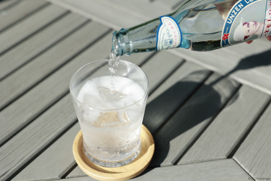 AI173 島原湧水99％使用！温泉（うんぜん） レモネード 330ml×24本 [ 島原 湧水 水 炭酸 サイダー レモン 温泉 ジュース ラムネ レトロ かわいい 山崎本店酒造場 ]_イメージ4