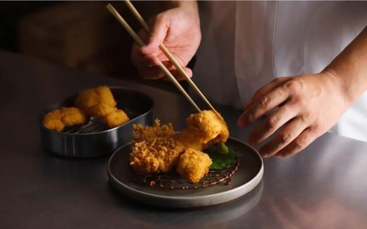 【かつくら】国産豚とんかつ詰め合わせ（18枚）［ 京都 とんかつ専門店 有名店 国産 ロース ヒレ やわらか食感 人気 おすすめ 肉 豚肉 総菜 簡単 時短 お取り寄せ 通販 送料無料 ふるさと納税 