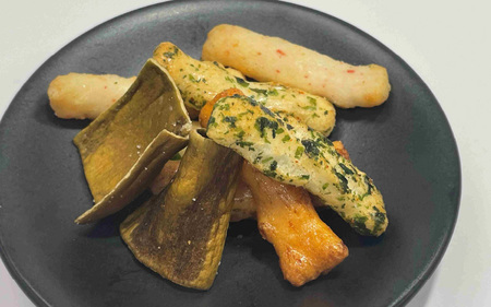 YD-1 【1日で2万個以上売れた!?】老舗米菓が作る御厨あられ 12袋セット