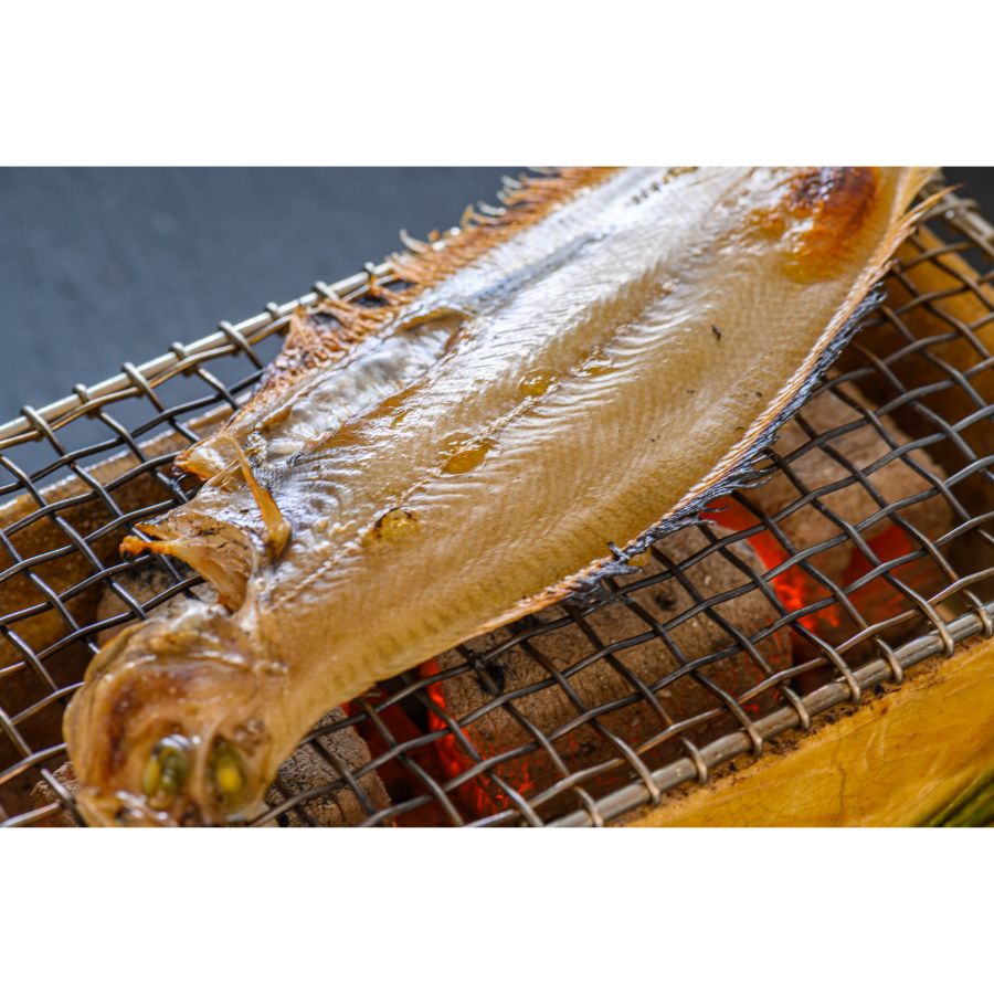 ＜蟹の匠 魚政＞笹カレイ「一夜干し」中サイズ(120g)× 5尾