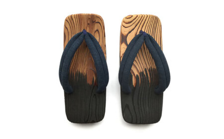 【日田下駄の革新】墨下駄Lサイズ(26?28cm)　日田市 ゲタ 履物 和装 下駄 [ARAC022]