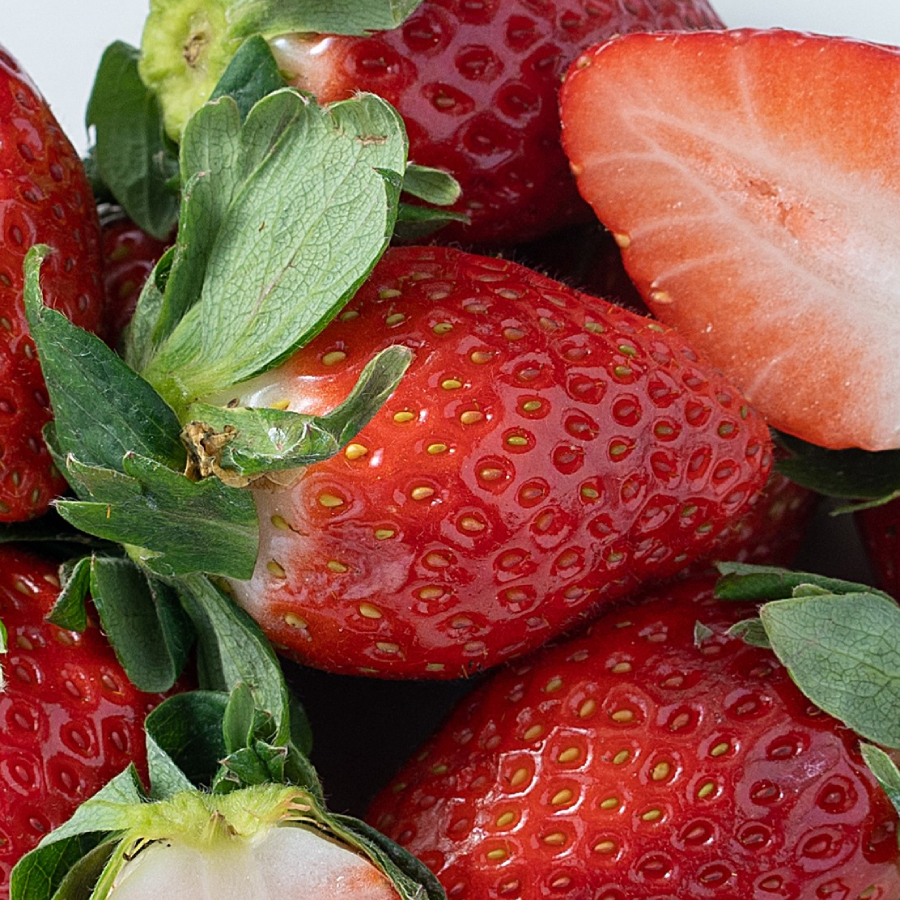 ＜岩田屋本店・南国フルーツ＞佐賀のいちご・いちごさん4パック