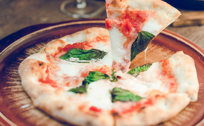 奥出雲葡萄園 庭カフェお食事券6,000円 チケット 食事券 島根県雲南市/有限会社奥出雲葡萄園 [AICS076]