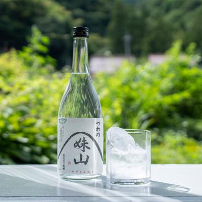 ふるさと納税 津和野町 特産のとろりとしてねばりけのある里芋でつくった里芋焼酎【大(720ml)×1本】 |  | 01