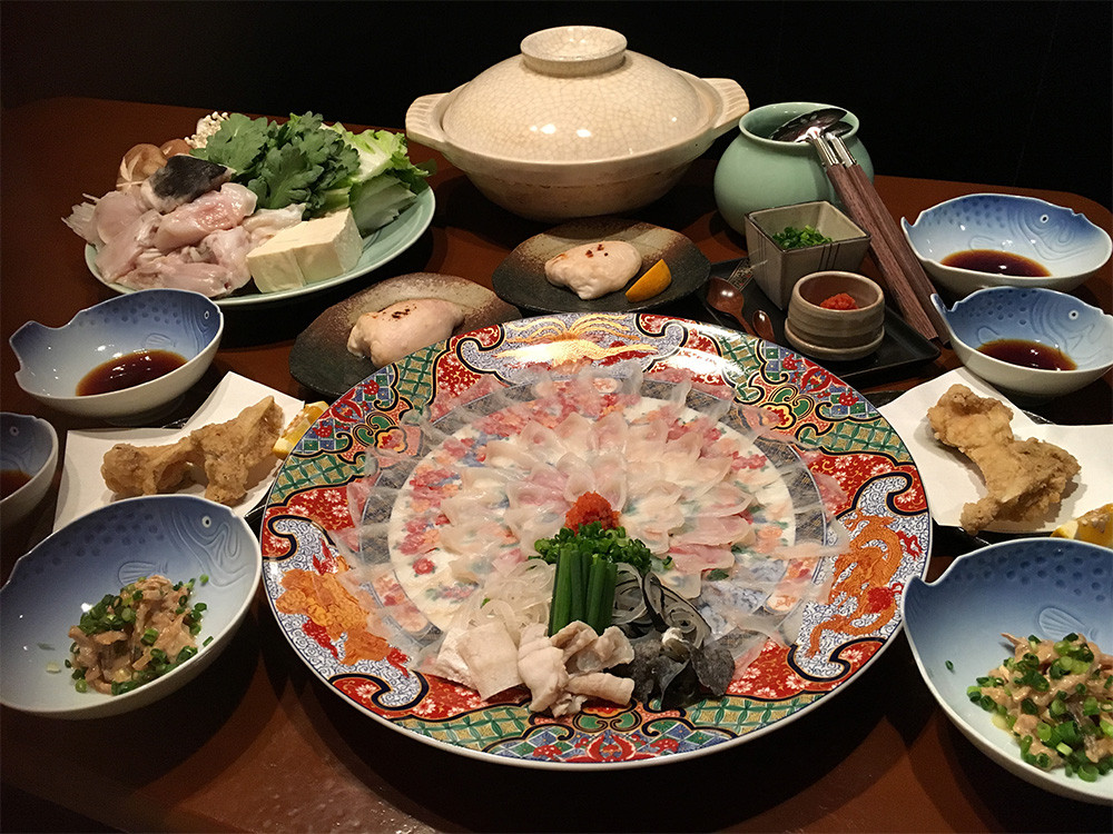 
天然とらふぐ専門店　ふぐ松お食事券【天然とらふぐのコース料理 1名様分】
