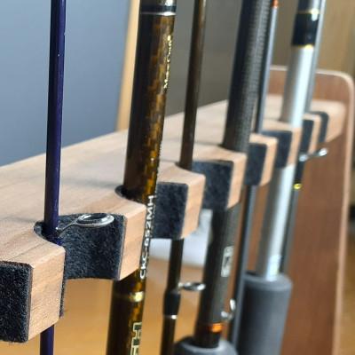 ふるさと納税 横手市 WOOD WORKS ロッドスタンド10本掛け　本体カラー:ライトブラウン/フェルトカラー:ブラック |  | 02