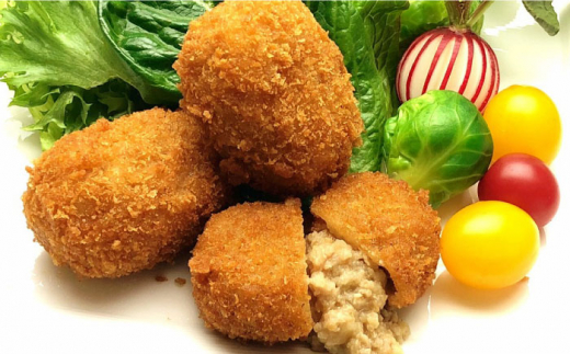 【全6回定期便】横須賀コロッケ 60個 2.7kg 揚げ物 惣菜 横須賀 マルシン 人気 ナンバーワン コロッケ 便利な 小分け 国産 精肉店直営 大容量 冷凍便 定期便  【有限会社丸伸商事】 [A