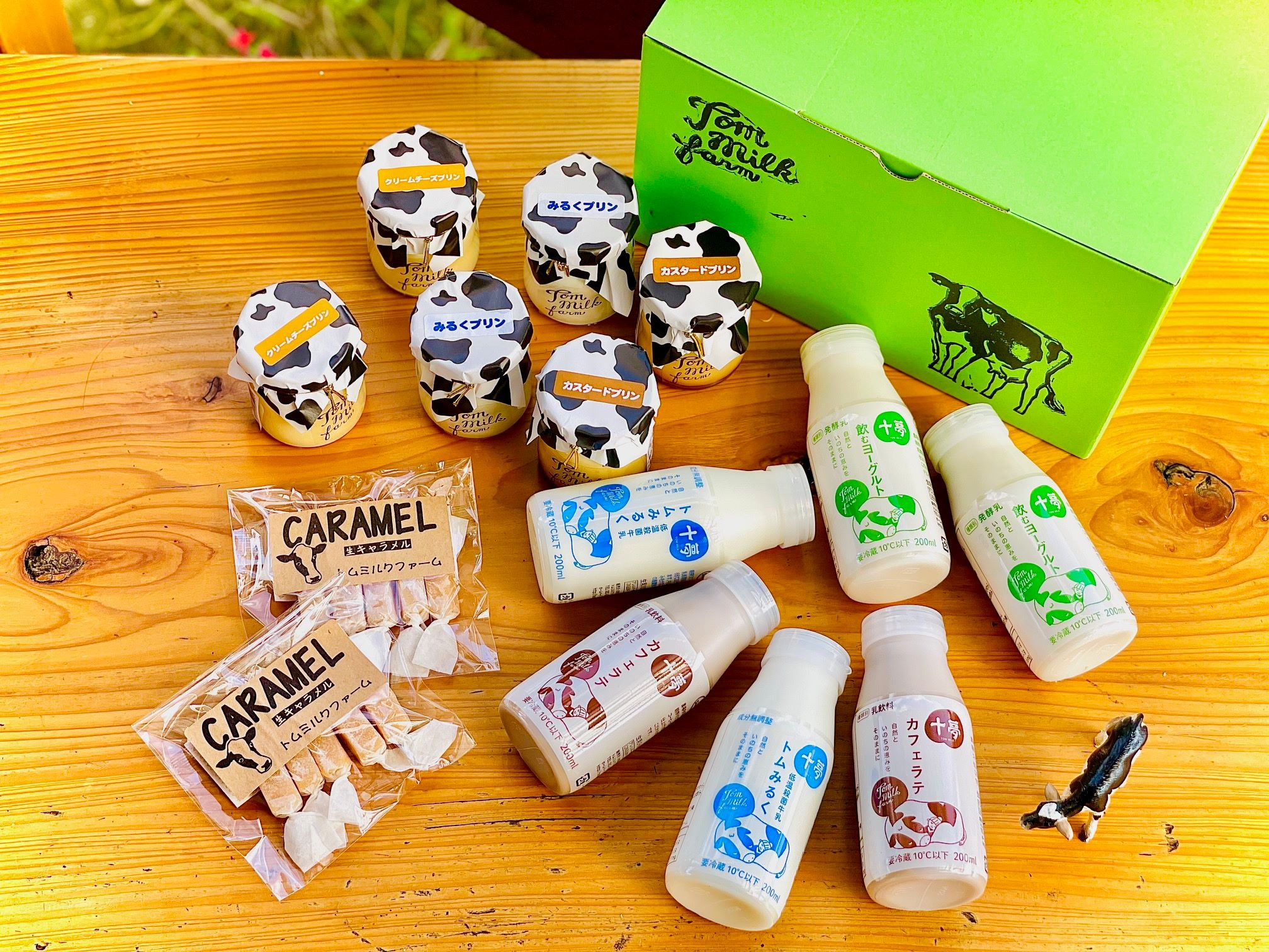 牧場のニコニコみるく、プリン、生キャラメルセット【配送不可：離島】