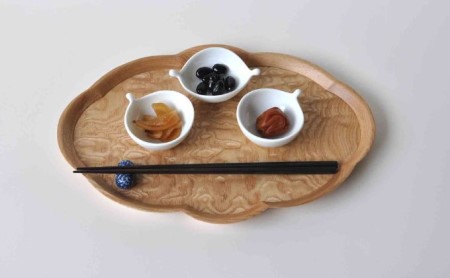 木製 トレー お盆 無垢材 天然 素材 タモ玉杢 トレイ 和風 おぼん テーブル コーディネート フラワーベース インテリア キッチン 雑貨 市川木工 藤枝家具 木材 木工 おしゃれ 家具 雑貨 イン