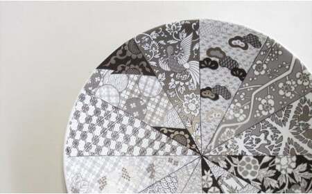 有田焼 JS旭日吉祥紋・ペアフラットプレートS ARITA PORCELAIN LAB【アリタポーセリンラボ】モダン おめでたい モノトーン お正月 おせち A60-108