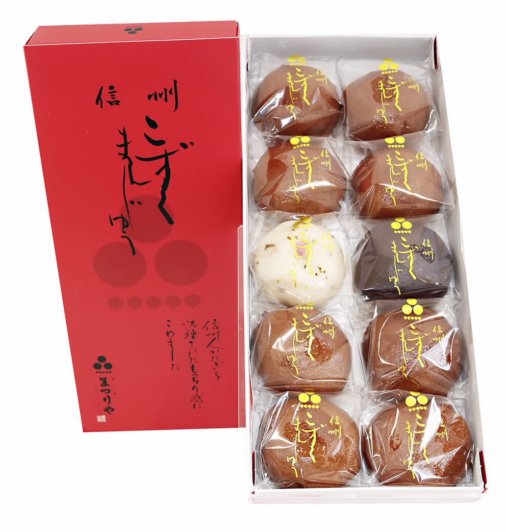 信濃町の清らかな水で仕上げた、百年続く銘菓です。日常のおやつにはもちろん、大切な方への贈り物にも選ばれています。