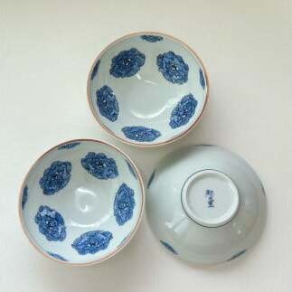 有田焼 手描きボタン柄 中鉢 【起山窯】食器 器 うつわ 鉢 呉須 染付 A20-559_イメージ4