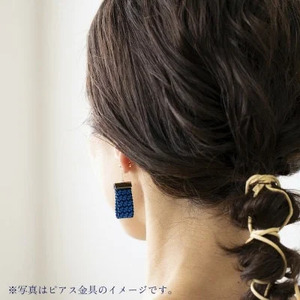 ガルザイヤリング 【 丹後ブルー 】 イヤリング アクセサリー ファッション 小物 おしゃれ お洒落 オシャレ シルク 真綿 シルク100％ 青 青色 ブルー 贈り物 贈答用 記念日 誕生日 ギフト 