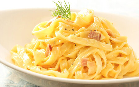 植竹隆政シェフ監修 Oliveto 生パスタ 3種類×2食(計6食)食べ比べセット / パスタ 冷凍 調理済 もちもち 熊本県【亀井通産株式会社(株式会社マルハニチロ九州)】[BHAY001]