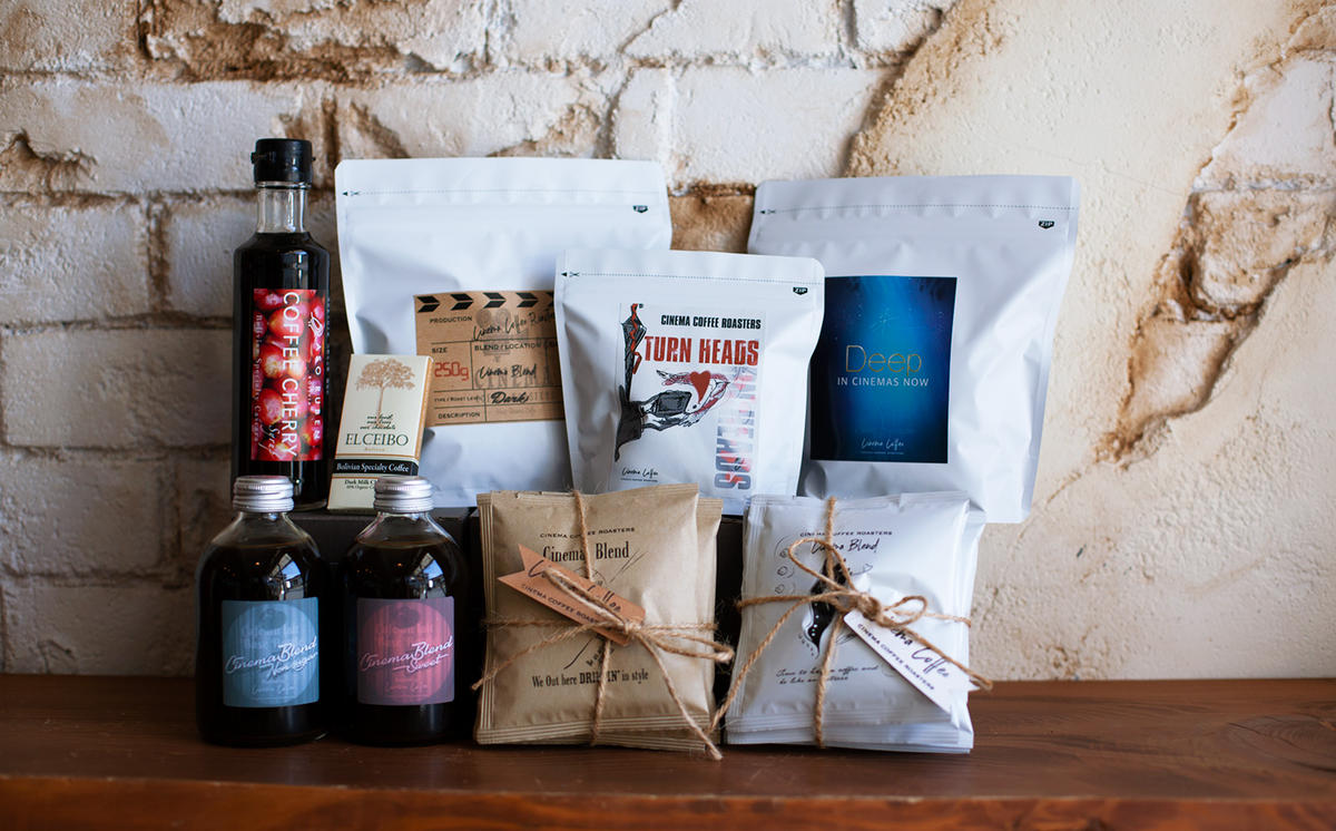 【CINEMA COFFEE】シネマコーヒーロースターズ贅沢堪能セット　ご希望に応じて（豆のまま、フィルター、フレンチプレス）お届けします！（41-9）