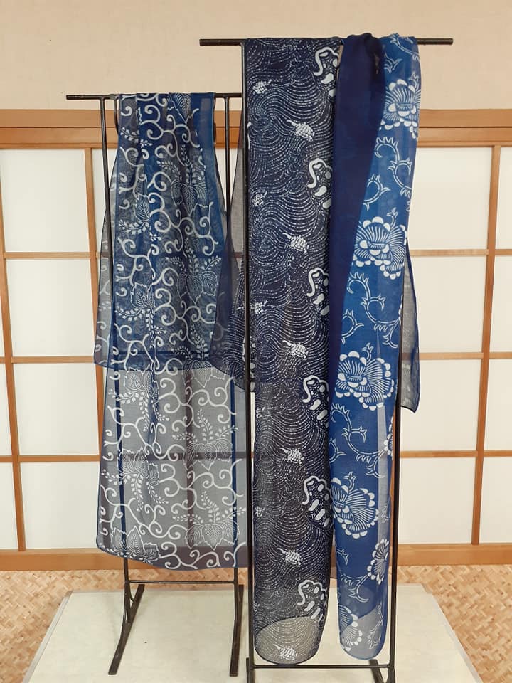 【ふるさと納税】H133　河内木綿文様、肌に優しい藍手染めストール