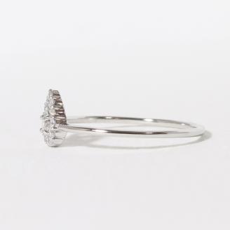 プラチナ しずく取り巻きダイヤモンドリング　0.12ct　　BQ76