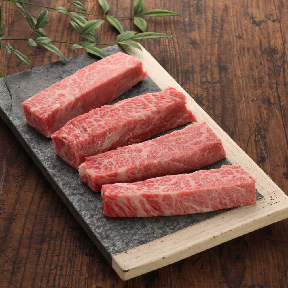 【ふるさと納税】【GI認証】くまもとあか牛三角バラステーキ 約120g×4枚 / 菊陽町 あかうし 熊本県 肉 にく niku ブランド 旨み くまもとあか牛 和牛 自社牧場 直接 最高 牛 牛肉 ぎゅうにく ぎゅう肉 冷凍 国産 【有限会社 三協畜産】[BHAS021]