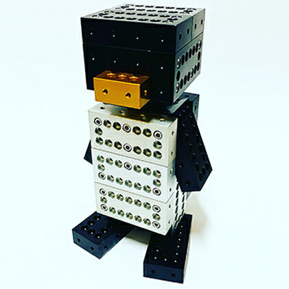 【ふるさと納税】町工場職人がつくるアルミ製ブロック【ペンギンモデル組立てセット】　雑貨・日用品・民芸品・工芸品