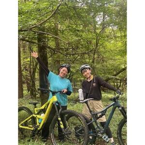 マウンテンバイク半日ガイドツアー　Tシャツ＆レンタルバイク込　1名様【1628006】