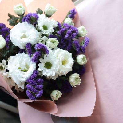ふるさと納税 筑西市 季節のお花で束ねた仏花【花瓶用】/ミニサイズ |  | 01