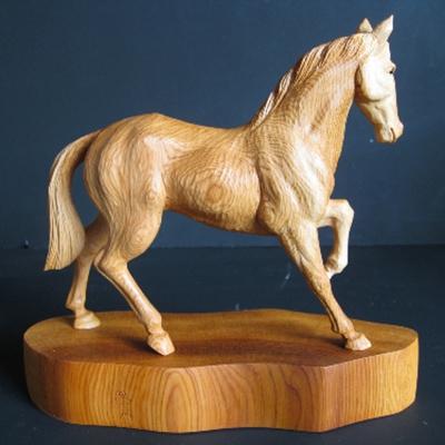 ふるさと納税 高山市 飛騨一位一刀彫　駿馬(大) g111 |  | 02