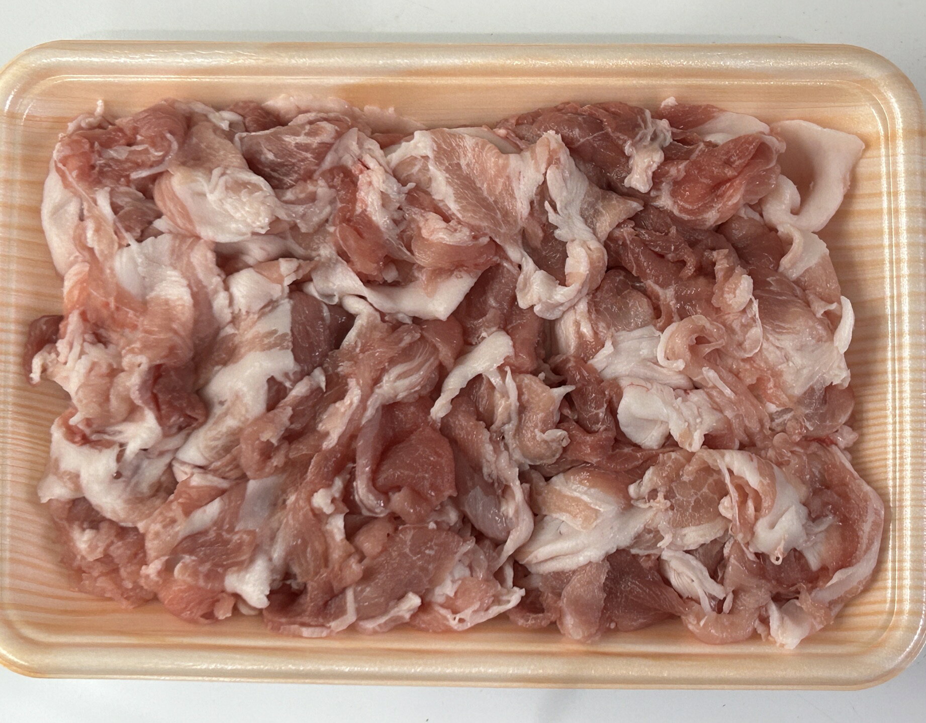 【ふるさと納税】 豚肉切り落とし（肩・もも） 1～2kg／ 鍋 国産 ブランド豚 志摩あおさ豚 肩 モモ セット 切り落とし 豚肉 鍋 お試し 冷凍 便利 食べきり 伊勢 志摩 5000円 5千円 五千円 10000円 1万円 一万円