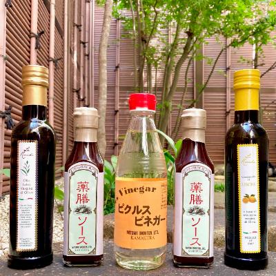 ふるさと納税 鎌倉市 【 鎌倉三留商店 】薬膳ソース×2本、ピクルスビネガー×1本、オリーブオイル×1本、レモンオイル×1