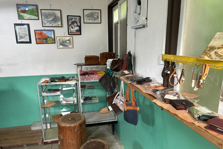 キーホルダー 革 アントラーキーホルダー タグタイプ 1個 [CHOUETTE BOIS 宮崎県 美郷町 31bo0004] レザー タグ