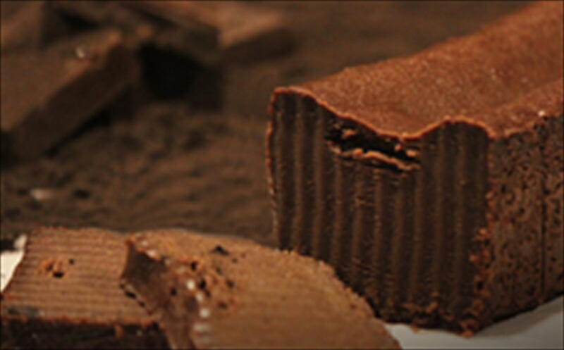 しあわせのガトーショコラ「マイルド」 3本入り(箱付き・贈答用) <離島は配送不可>【チョコレート チョコ お菓子 スイーツ ガトーショコラ 砂糖、卵、バター ショコラ ショコラ・デュ・ボヌール 長野