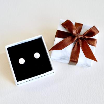 ふるさと納税 昭和町 K18(18金) アコヤ パール 7.0mm ピアス 真珠 和珠 保証書付 SMK-AP7.0 |  | 03