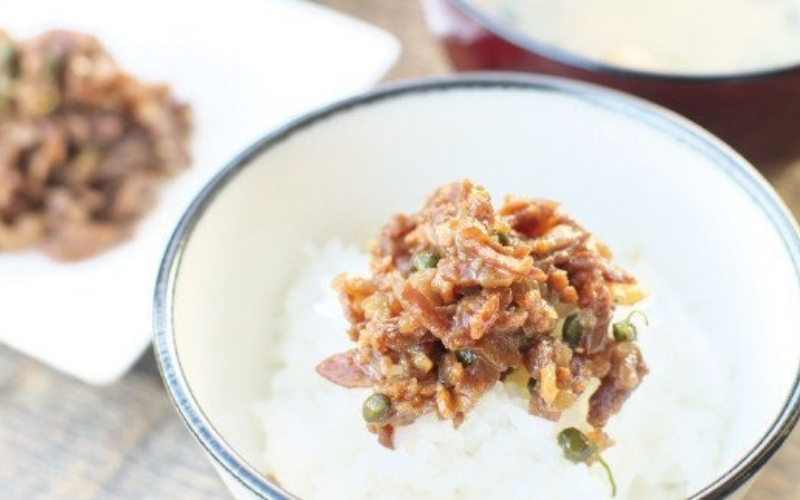 熊野 牛 しぐれ煮　約80g×2パック＆上州もち 豚　焼豚 / 豚 豚肉 牛 牛肉 肉 【sim204B】