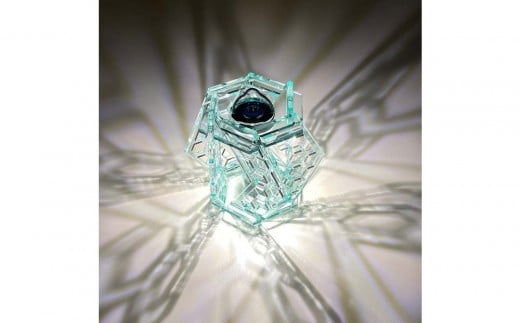 ゴールゼロ用シェード　KIKKO　亀甲　1個　アウトドア・インテリアに　川崎市自社工場一貫生産品【ガラスカラー】