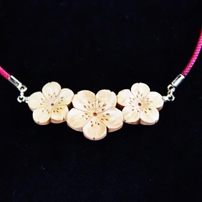 ふるさと納税 日出町 つげ細工 ネックレス(桜) 約5cm×2cm