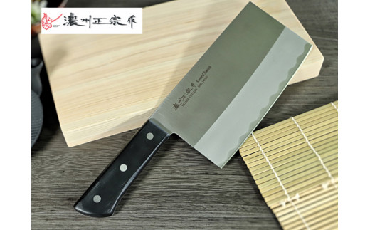 
                  【濃州正宗作 中華包丁】 70年以上の歴史ある工場がつくる重量感溢れる中華包丁 H10-77
                