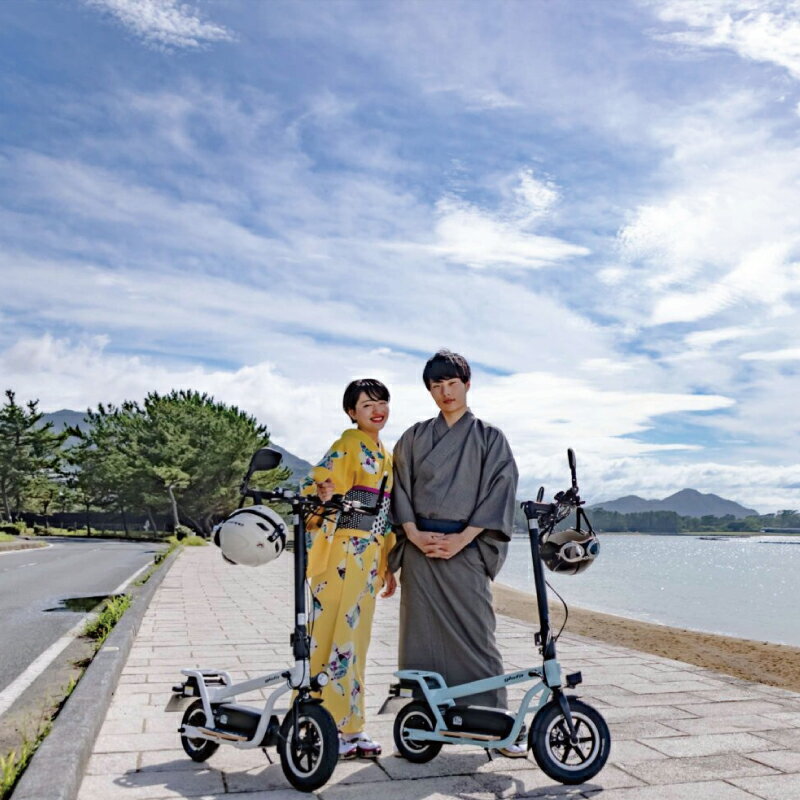 【ふるさと納税】萩を電動キックボードで巡る“中村釣具店むらやカフェ”レトロプラン（軽食セット付き）1組2名様コース 体験型ツアー返礼品 レトロカフェ 喫茶店 ツアー お試し 思い出 デート 山口県 萩市 観光 観光地 観光地応援 観光地支援 ギフト 贈り物 プレゼント