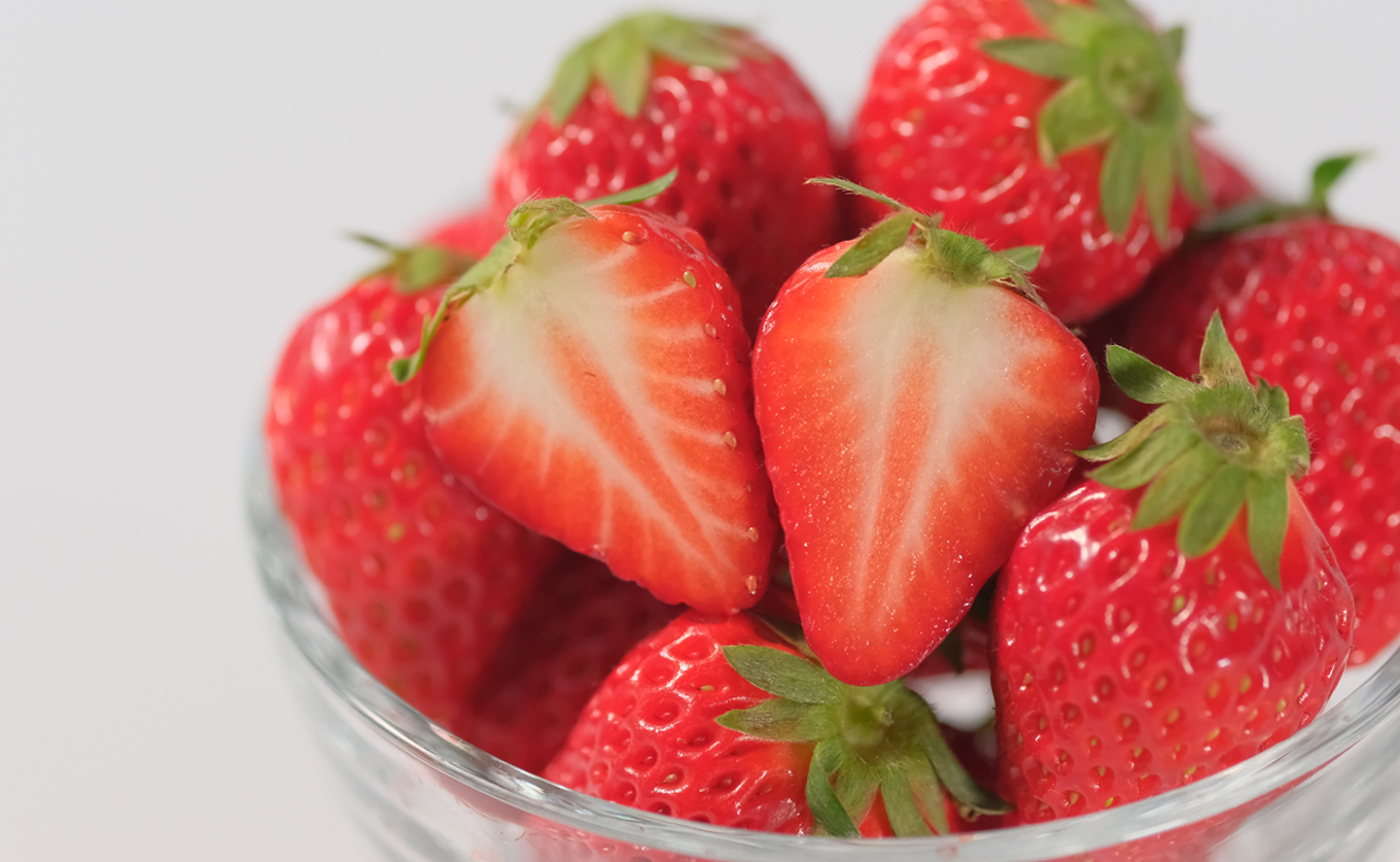 【高知県 大月町産】紅ほっぺ　約200g×4パック｜いちご 800g 果物 フルーツ 苺 イチゴ くだもの 野菜 旬 美味しい 朝採り 新鮮 期間限定 ご褒美 産地直送 贈答用 自宅用 高知県 大月町