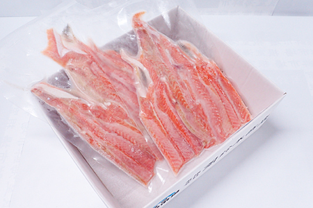 根室海鮮市場＜直送＞天然紅鮭ハラス約400g×2P G-28081